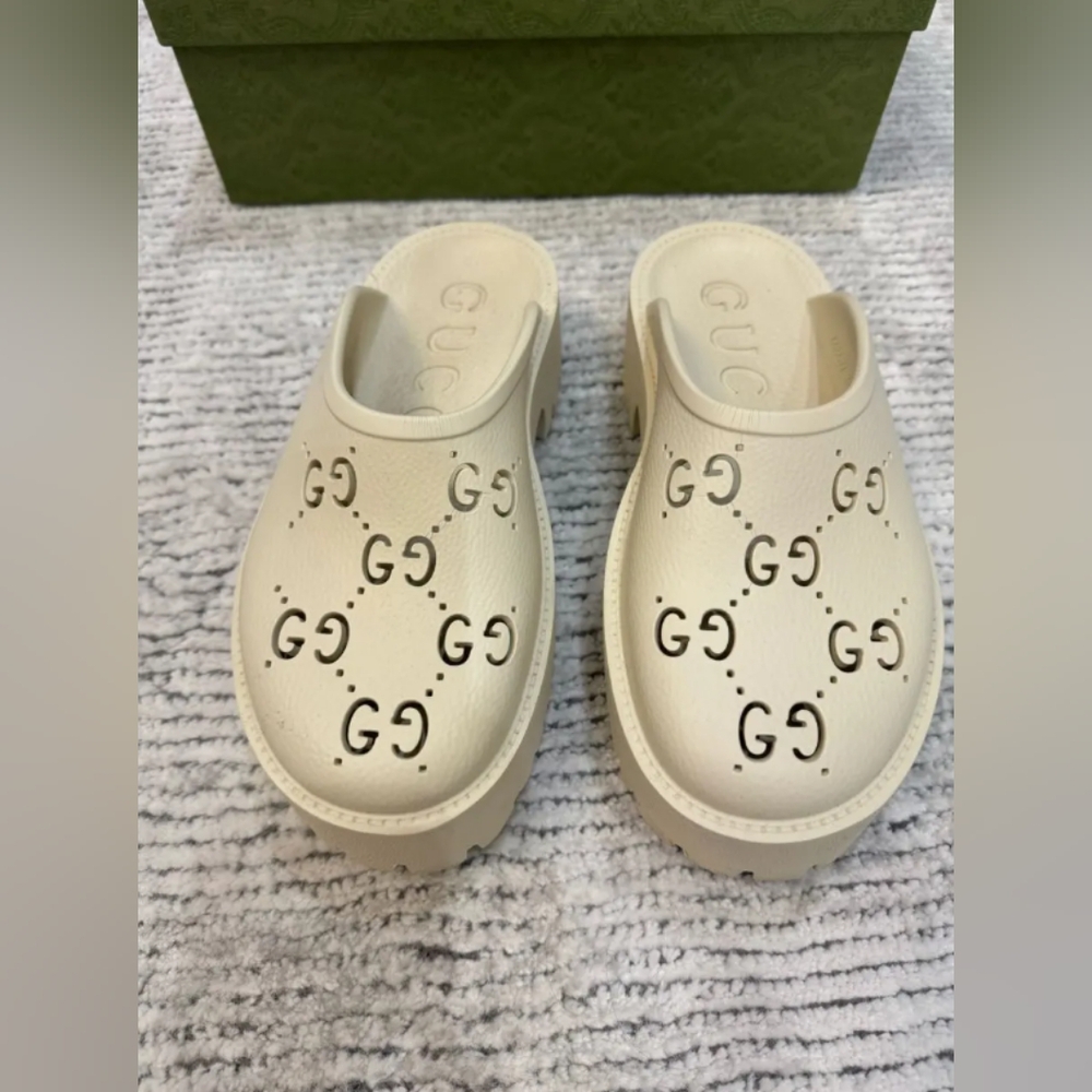 Gucci Thick Sole Cutout G Sandals